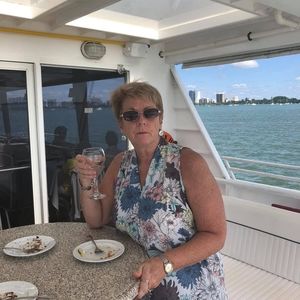 Meet your Posher, Julie